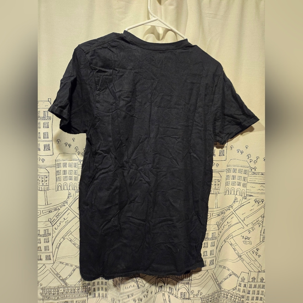 EUC Like New Dr Who And The Daleks Tardis Black Graphic Tee Size Medium - Picture 7 of 7